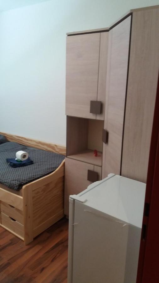Hostel Cerna Kocka- Cost Ubytovani